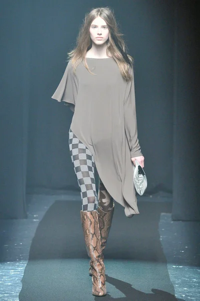Look 8